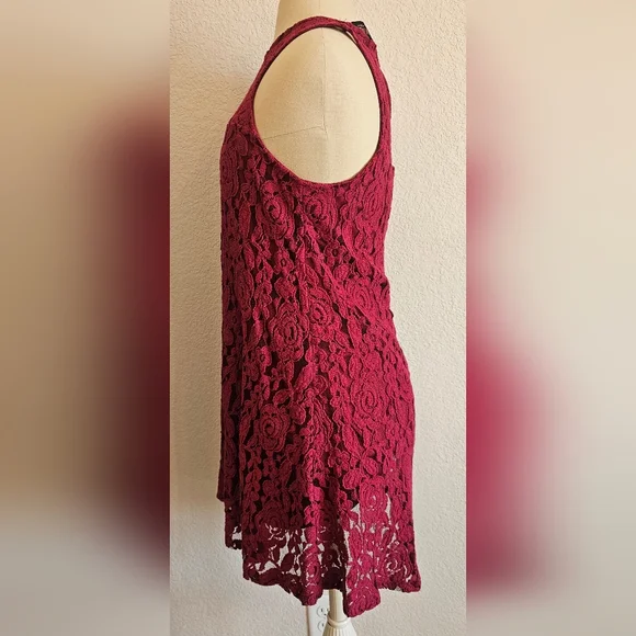 SHYANNE High Neck Sleeveless Lace Fit & Flare Short Western Dress Medium Red - Picture 7 of 15